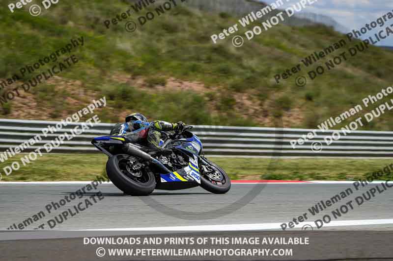 cadwell no limits trackday;cadwell park;cadwell park photographs;cadwell trackday photographs;enduro digital images;event digital images;eventdigitalimages;navarra;no limits trackdays;peter wileman photography;racing digital images;trackday digital images;trackday photos